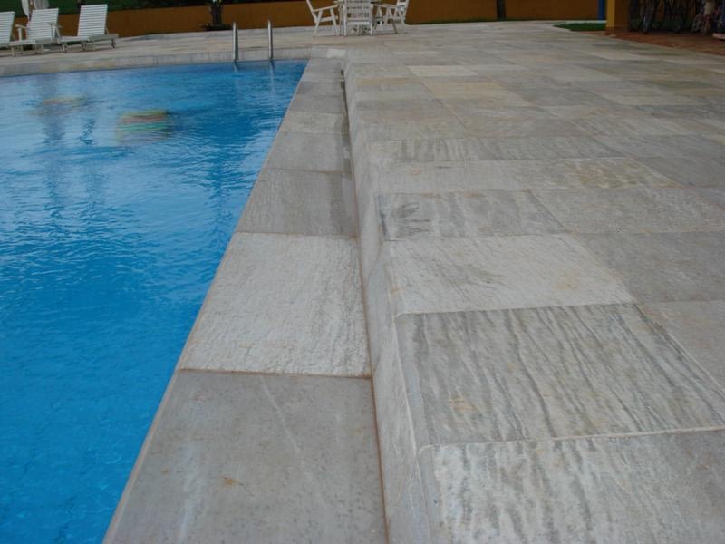 Borda De Piscina De Pedra Sao Tome Boleada Marmoraria So Revest